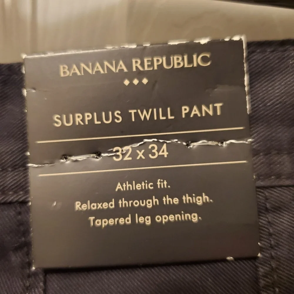Banana Republic Surplus Twill Pant Mn 32x34 actual ins 30 BLK Athletic Taper NWT